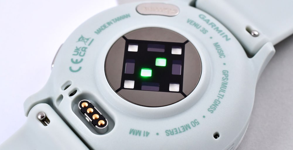 pouzdro hodinek Venu 3S zezadu